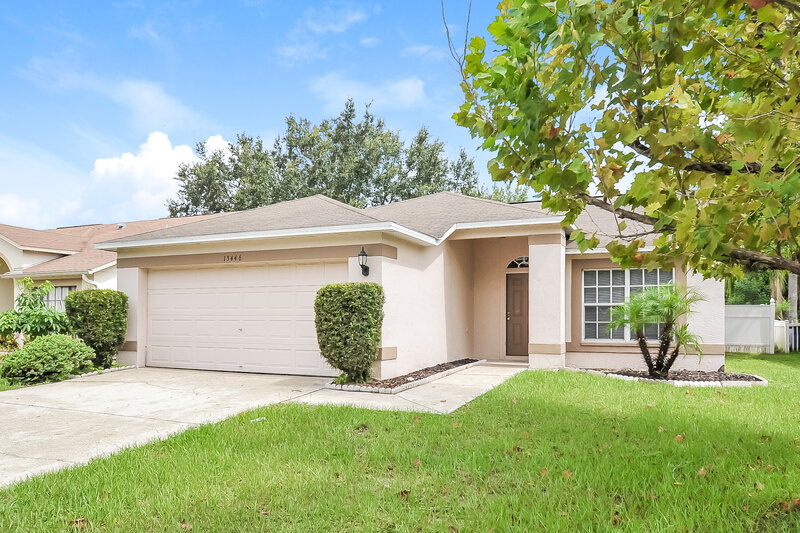 2,070/Mo, 13446 Silvercreek Dr Riverview, FL 33579 Front View