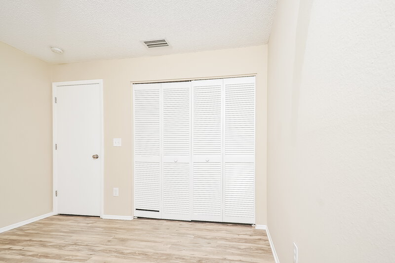 2,070/Mo, 13446 Silvercreek Dr Riverview, FL 33579 Bedroom View 2