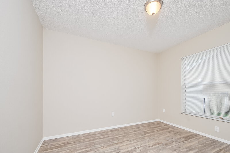 2,070/Mo, 13446 Silvercreek Dr Riverview, FL 33579 Bedroom View 3