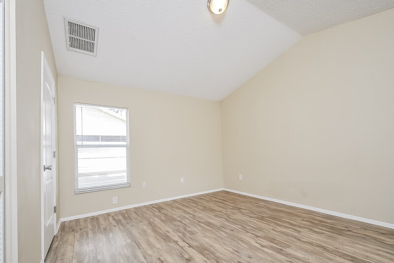 2,070/Mo, 13446 Silvercreek Dr Riverview, FL 33579 Bedroom View 6