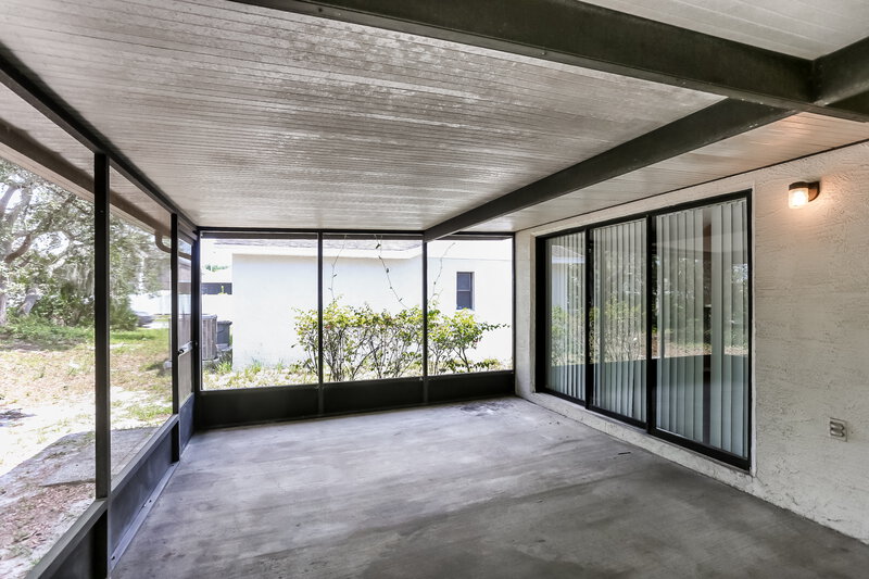 2,075/Mo, 13658 Laraway Dr Riverview, FL 33579 Sun Room View