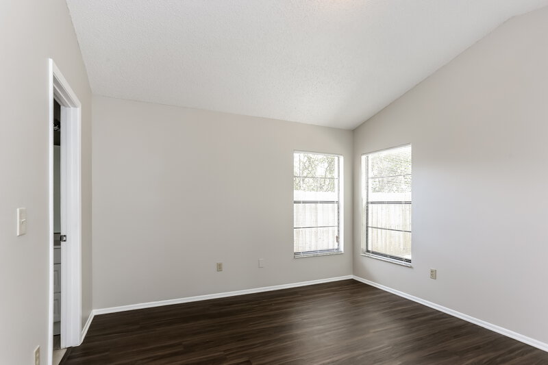 2,075/Mo, 13658 Laraway Dr Riverview, FL 33579 Master Bedroom View 2
