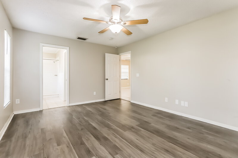 3,010/Mo, 2926 West Campbell Road Lakeland, FL 33810 Main Bedroom View 2