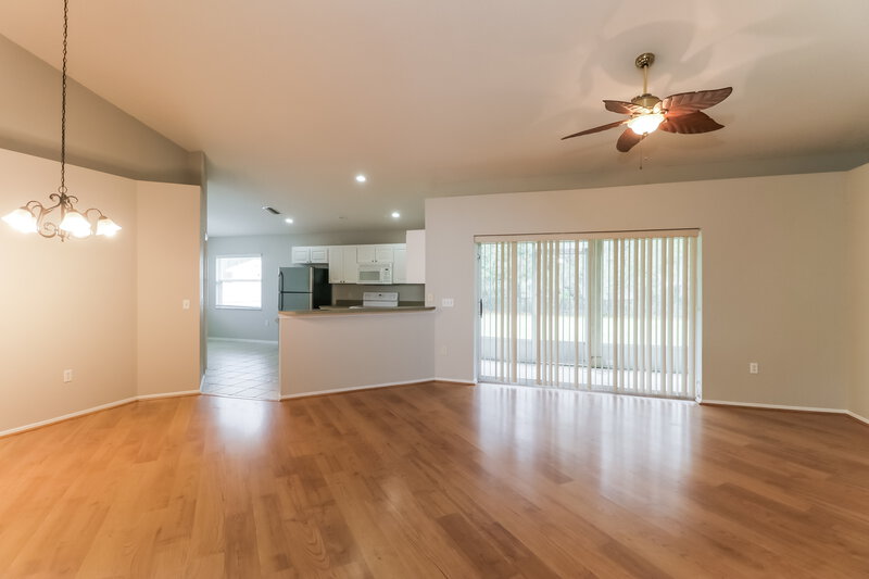 2,080/Mo, 4183 Buttonbush Cir Lakeland, FL 33811 Living Room View 2