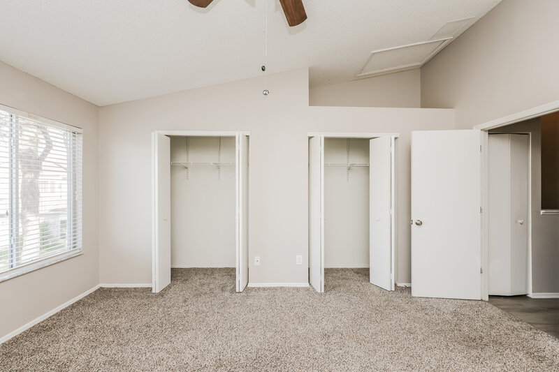 1,685/Mo, 6333 Bayside Key Dr Tampa, FL 33615 Main Bedroom View 2