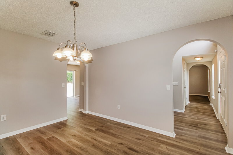2,185/Mo, 6510 Hillview Rd Spring Hill, FL 34606 Dining Room View