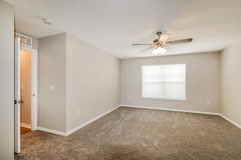 2,185/Mo, 6510 Hillview Rd Spring Hill, FL 34606 Main Bedroom View