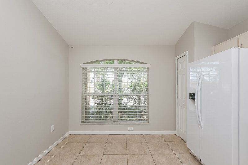 2,305/Mo, 4812 Limerick Dr Tampa, FL 33610 Breakfast Nook View