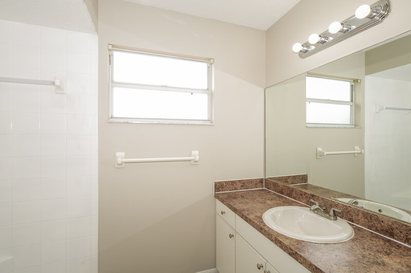 2,815/Mo, 1400 Poinsettia Ave Tarpon Springs, FL 34689 Misc View 8