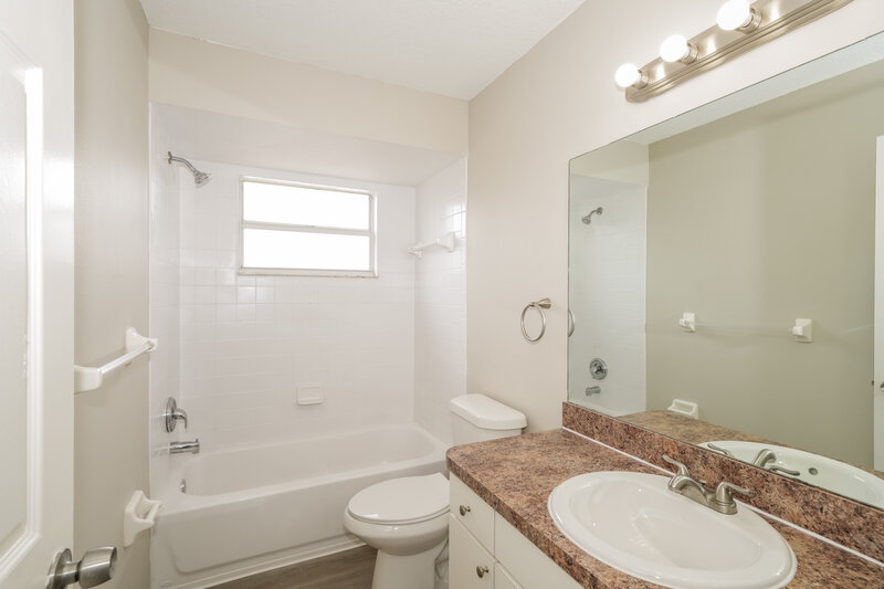 2,815/Mo, 1400 Poinsettia Ave Tarpon Springs, FL 34689 Misc View 13