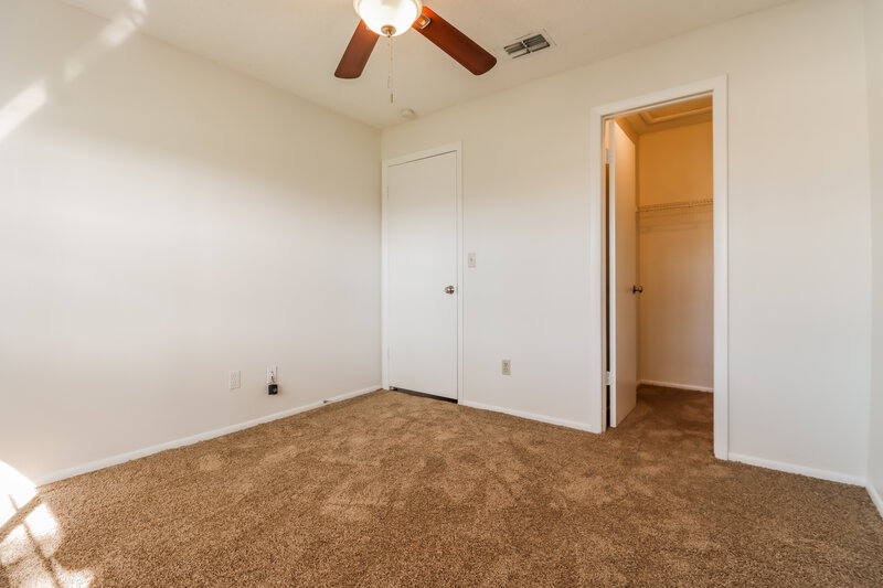 2,485/Mo, 9209 SEMINOLE BLVD Unit 210 Seminole, FL 33772 Bedroom View