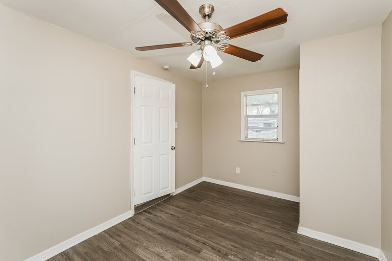 1,955/Mo, 3401 KEENE PARK DR Largo, FL 33771 Bedroom View