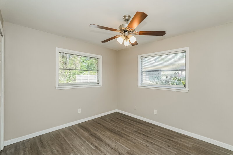 1,955/Mo, 3401 KEENE PARK DR Largo, FL 33771 Bedroom View 2