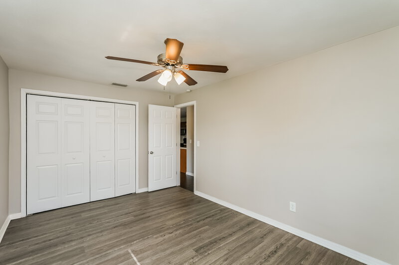 1,955/Mo, 3401 KEENE PARK DR Largo, FL 33771 Bedroom View 4