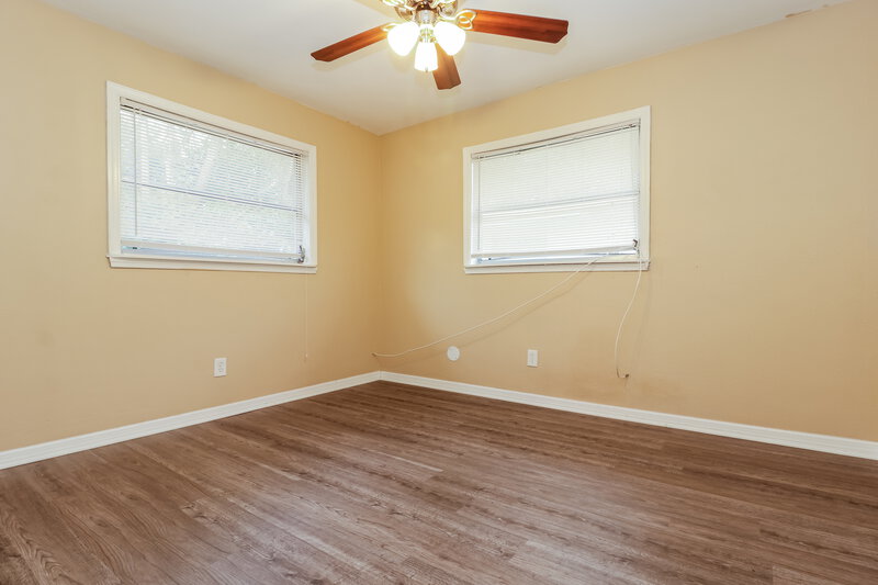 1,955/Mo, 3401 KEENE PARK DR Largo, FL 33771 Bedroom View 5