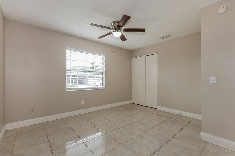 2,305/Mo, 6624 N Cameron Ave Tampa, FL 33614 Bedroom View 2