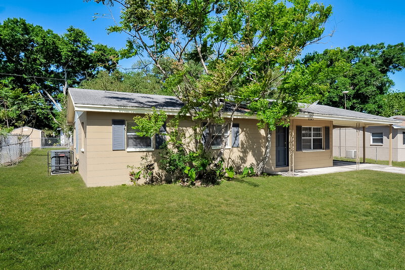 1,810/Mo, 5927 Stokes Rd Lakeland, FL 33812 Front View 2