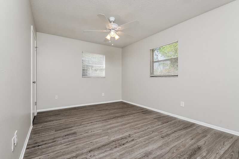 1,810/Mo, 5927 Stokes Rd Lakeland, FL 33812 Main Bedroom View