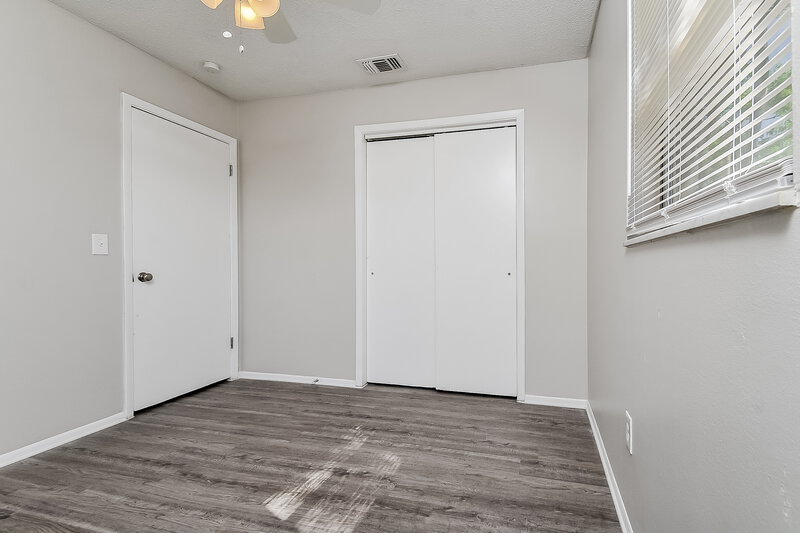 1,810/Mo, 5927 Stokes Rd Lakeland, FL 33812 Bedroom View 2