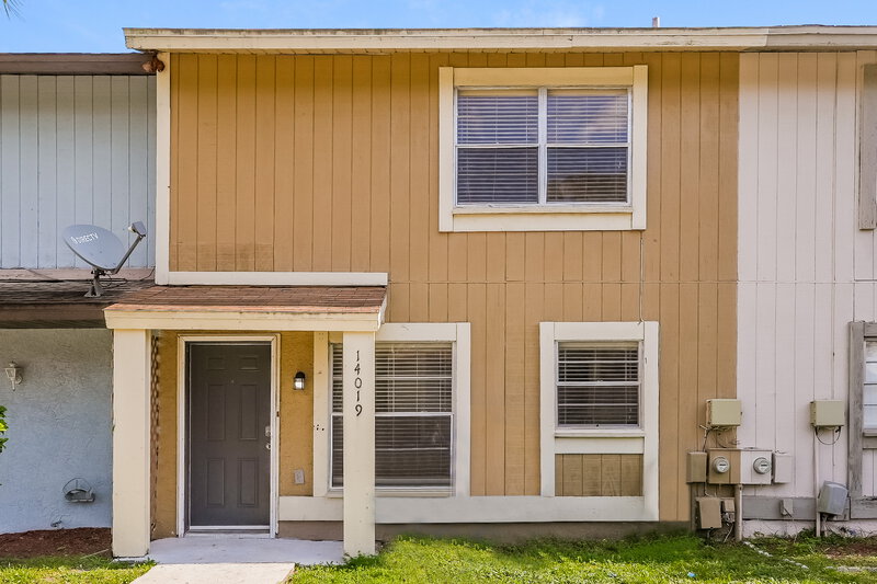 1,820/Mo, 14019 Village Terrace Dr Tampa, FL 33624 External View
