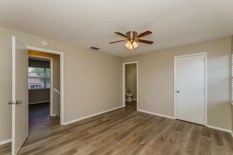 1,820/Mo, 14019 Village Terrace Dr Tampa, FL 33624 Main Bedroom View