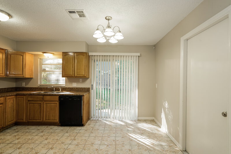 2,720/Mo, 37340 Carter Ave Dade City, FL 33523 Dining Room View