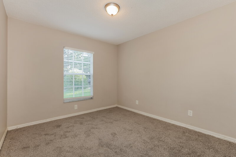 1,660/Mo, 37340 Carter Ave Dade City, FL 33523 Bedroom View 2