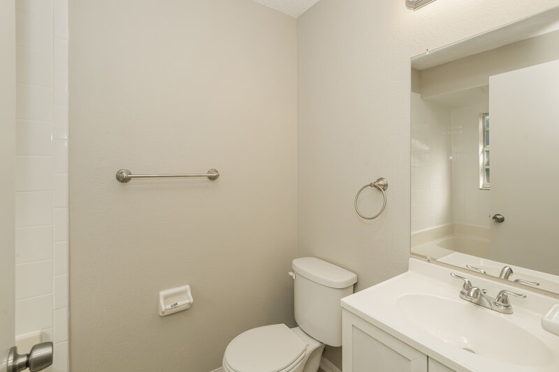 2,720/Mo, 37340 Carter Ave Dade City, FL 33523 Bathroom View