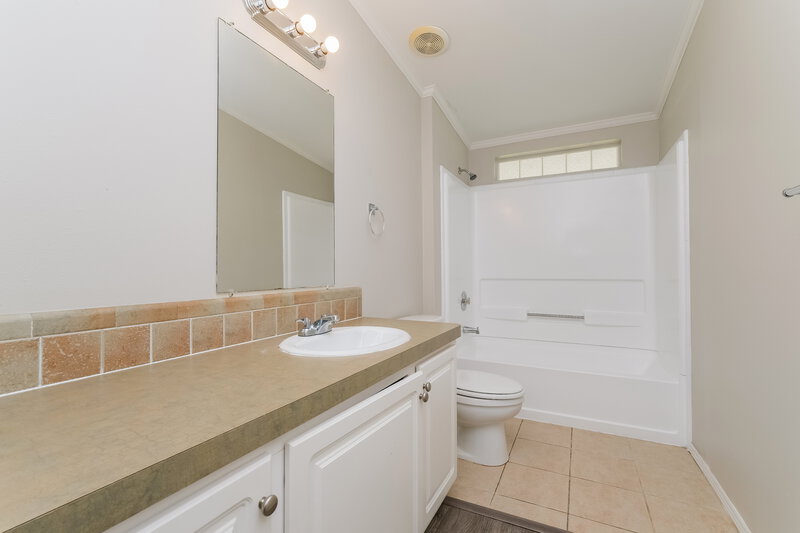 3,620/Mo, 33839 Coddle Ct Wesley Chapel, FL 33543 Bathroom View
