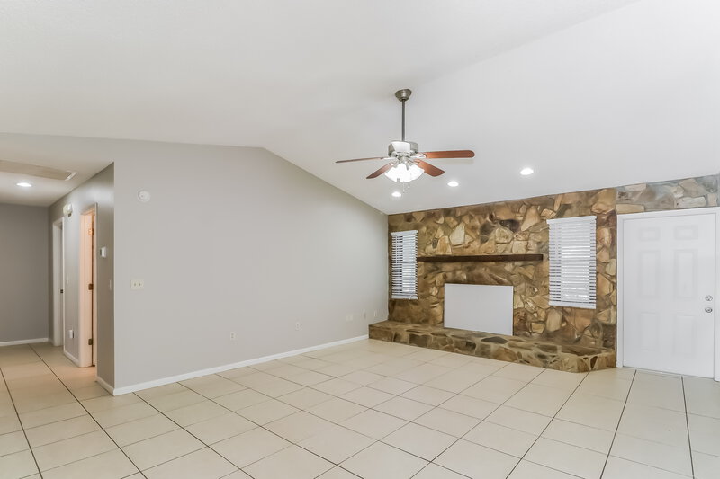 1,790/Mo, 1605 s Mcadoo Ave Bartow, FL 33830 Living Room View