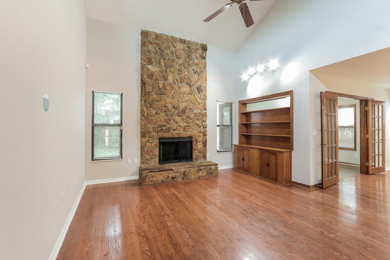 2,900/Mo, 3577 Raintree Ln Lakeland, FL 33803 Living Room View