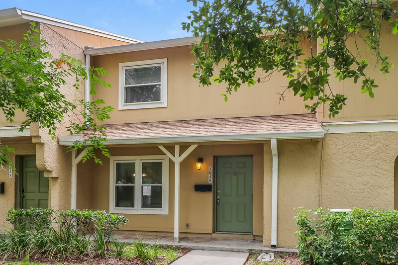 1,875/Mo, 7640 WOODBRIDGE BLVD Tampa, FL 33615 External View