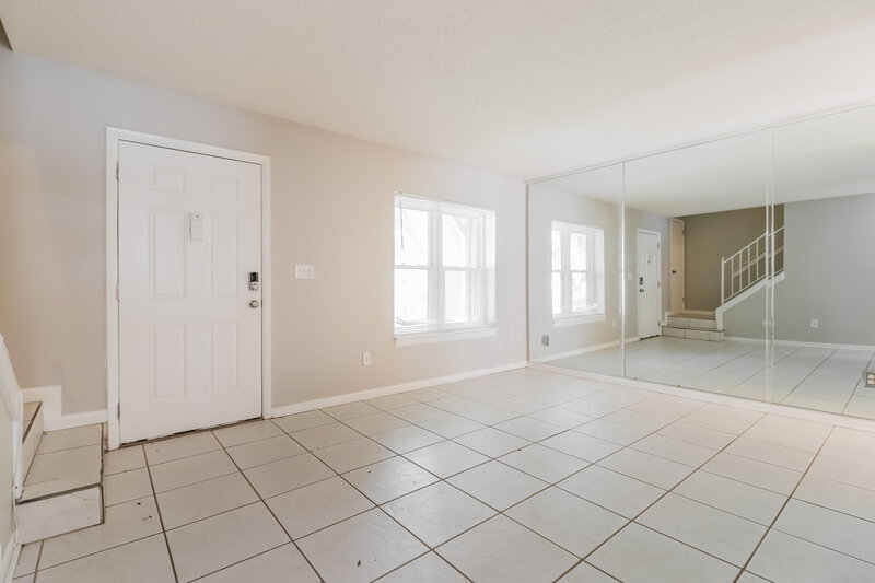 1,910/Mo, 7640 Woodbridge Blvd Tampa, FL 33615 Misc View 3