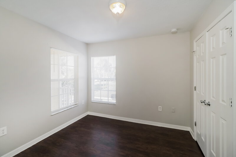 2,235/Mo, 2408 E 31St Ave Tampa, FL 33610 Bedroom View