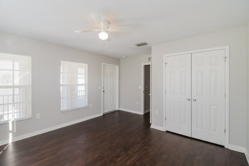 2,235/Mo, 2408 E 31St Ave Tampa, FL 33610 Bedroom View 2