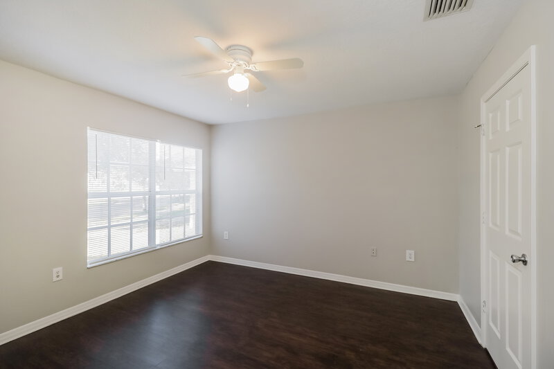 2,235/Mo, 2408 E 31St Ave Tampa, FL 33610 Bedroom View 3