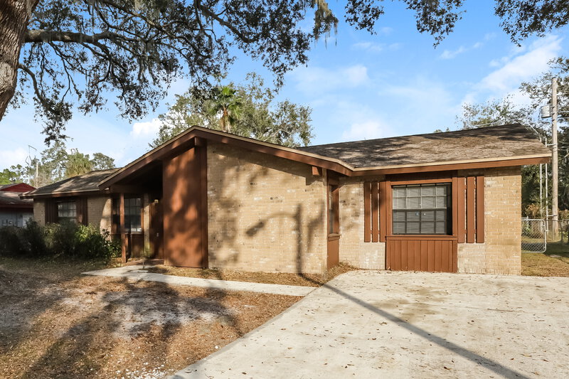 1,985/Mo, 717 Ponderosa Dr E Lakeland, FL 33810 External View