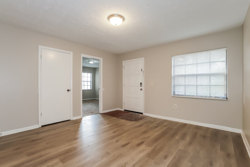 1,985/Mo, 717 Ponderosa Dr E Lakeland, FL 33810 Misc View 2