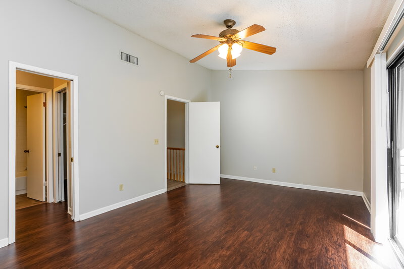 1,835/Mo, 1910 W SLIGH AVE Unit D103 Tampa, FL 33604 Main Bedroom View 2