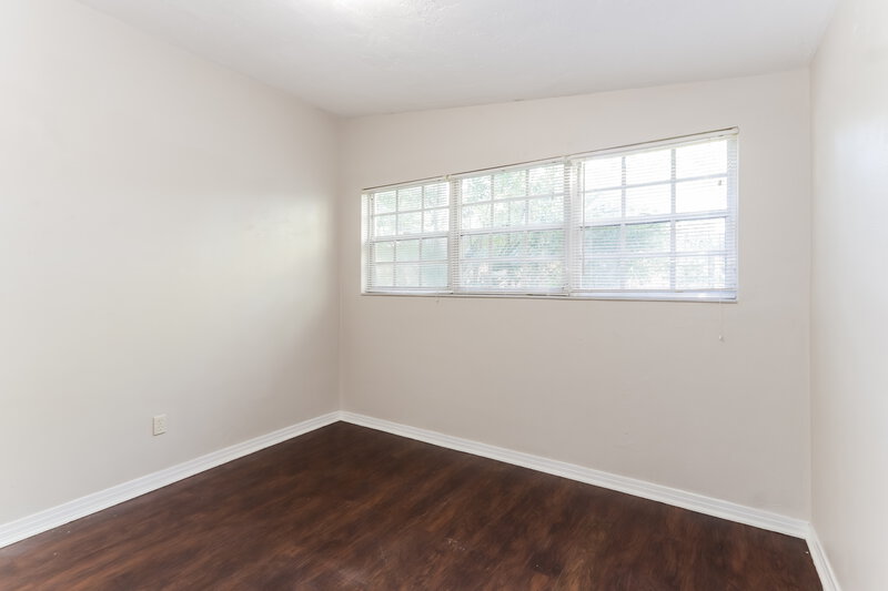 3,160/Mo, 605 W River Dr Temple Terrace, FL 33617 Bedroom View 2