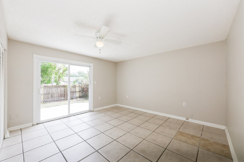 2,595/Mo, 109 COUNTRY VILLAS DR Safety Harbor, FL 34695 Family Room View