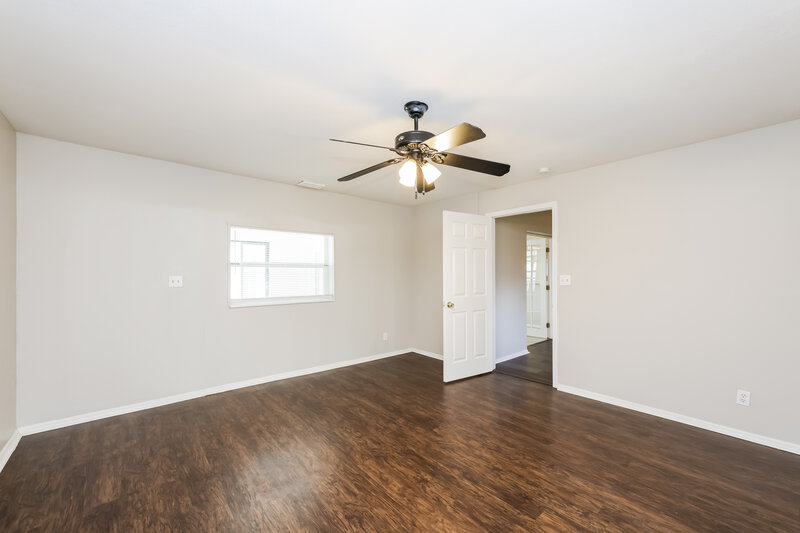 2,595/Mo, 109 COUNTRY VILLAS DR Safety Harbor, FL 34695 Main Bedroom View