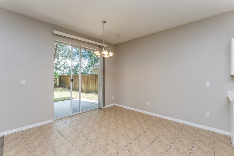 2,130/Mo, 6945 Exeter Park Pl Apollo Beach, FL 33572 Dining Room View
