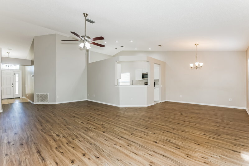 2,240/Mo, 10608 Walker Vista Dr Riverview, FL 33578 Living Room View