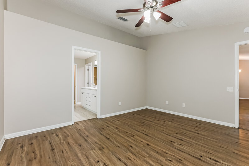 2,240/Mo, 10608 Walker Vista Dr Riverview, FL 33578 Main Bedroom View 2
