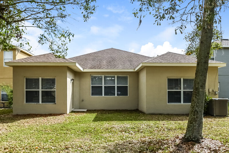 2,320/Mo, 1528 Emerald Hill Way Valrico, FL 33594 Rear View