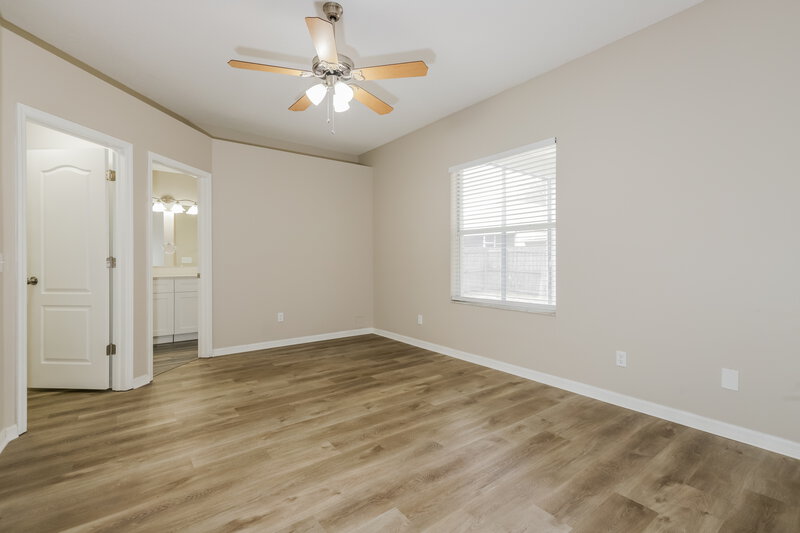 3,760/Mo, 13417 Silvercreek Dr Riverview, FL 33579 Main Bedroom View