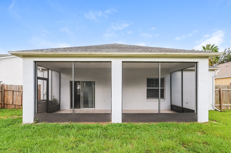 2,095/Mo, 13417 Silvercreek Dr Riverview, FL 33579 Rear View