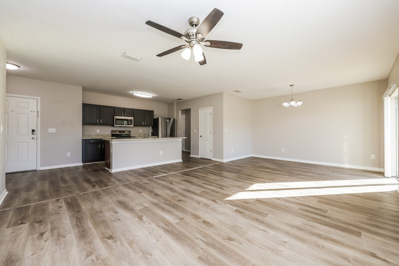 2,055/Mo, 12123 Barnsley Reserve Pl Gibsonton, FL 33534 Dining Room View