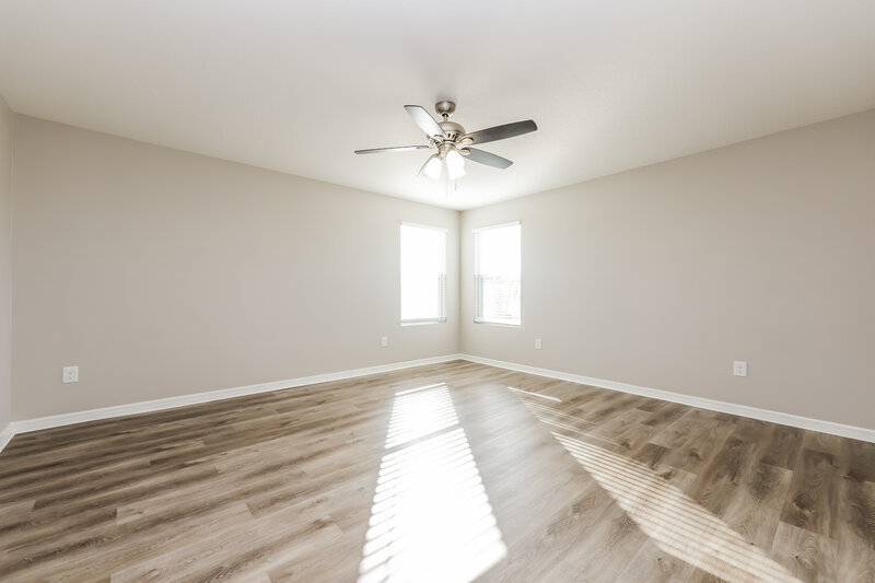 2,055/Mo, 12123 Barnsley Reserve Pl Gibsonton, FL 33534 Main Bedroom View 2